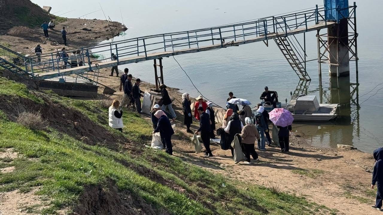 ТҮРКІСТАН: «МӨЛДІР БҰЛАҚ» АКЦИЯСЫ АЯСЫНДА «ШАРДАРА» СУ ҚОЙМАСЫНЫҢ МАҢЫНДА ТАЗАЛЫҚ ЖҰМЫСТАРЫ ЖҮРГІЗІЛДІ