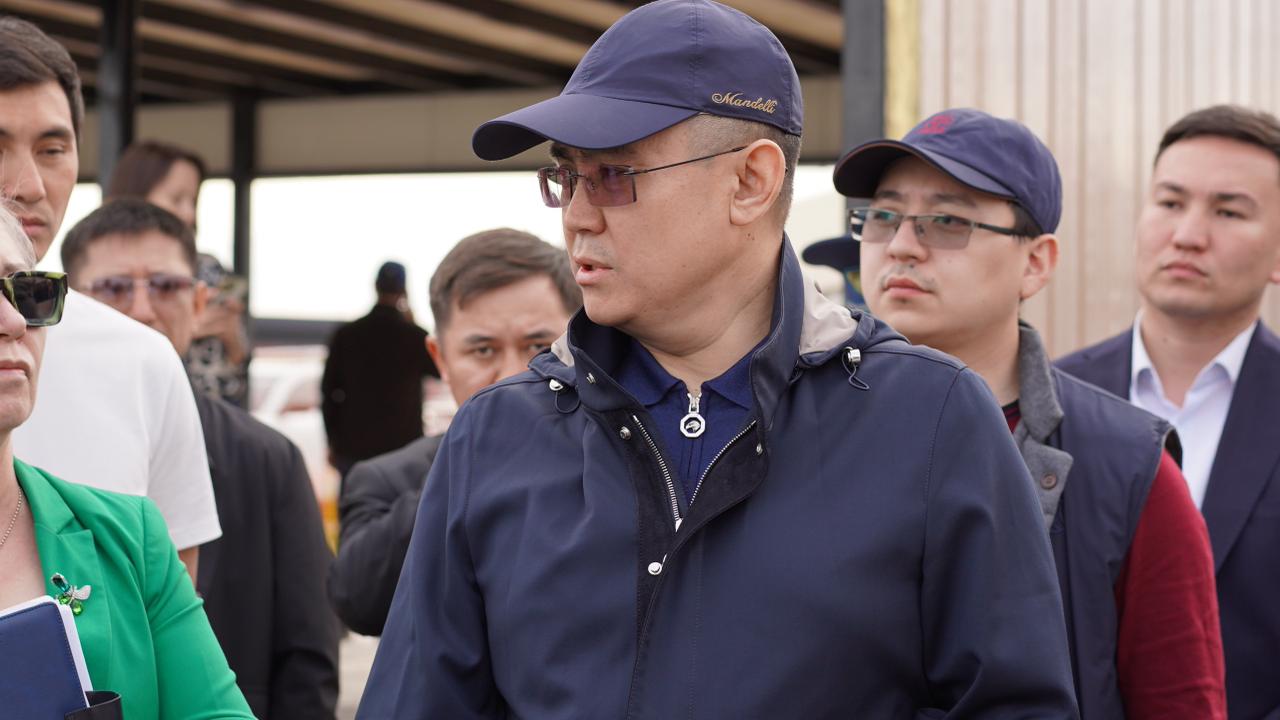 Қанат Есболатов Қонаевтағы нысандарды аралады