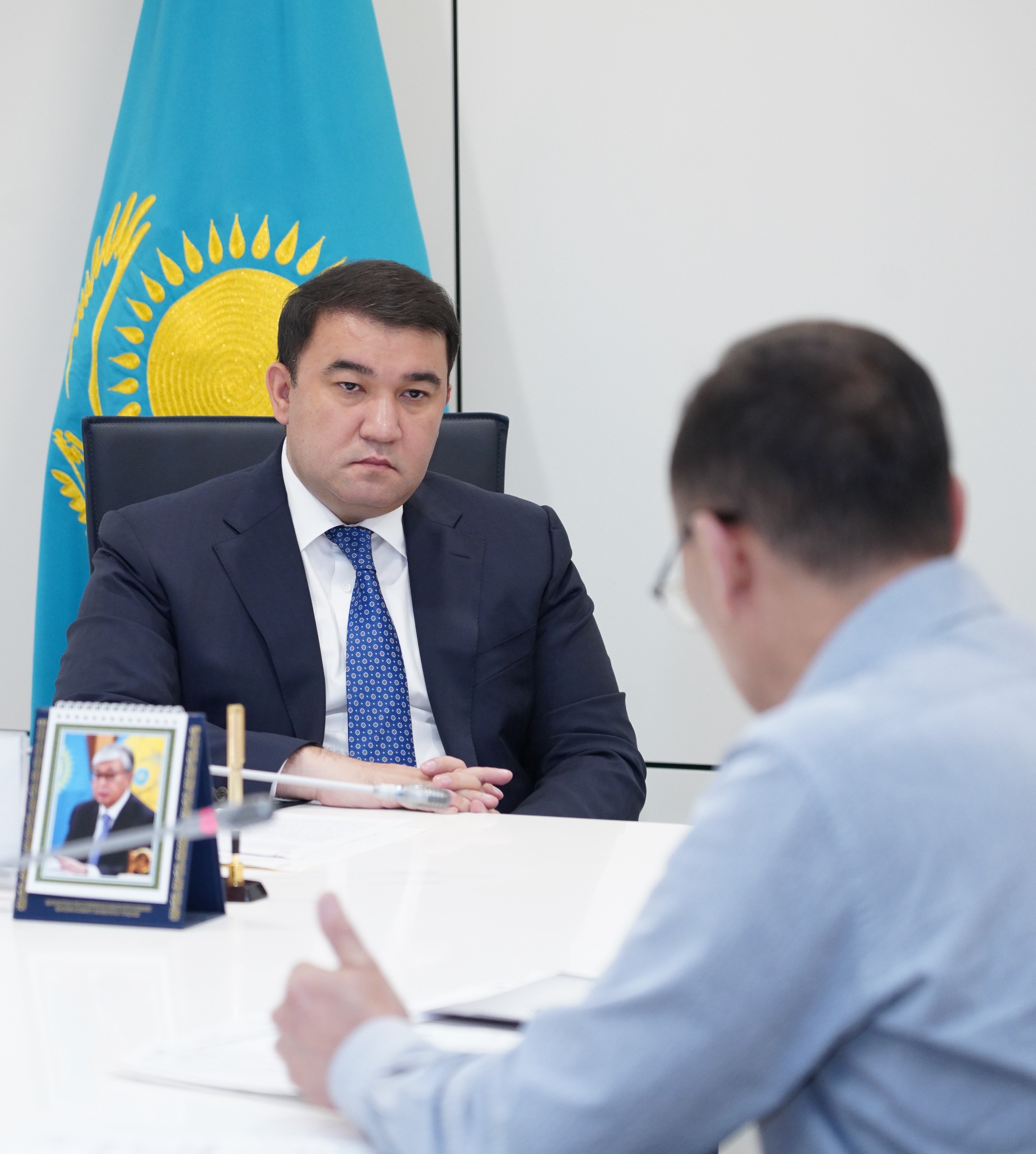 ТҮРКІСТАН: ТҰРҒЫНДАРДЫҢ МӘСЕЛЕЛЕРІ ОБЛЫС ӘКІМІНІҢ БАҚЫЛАУЫНА АЛЫНДЫ