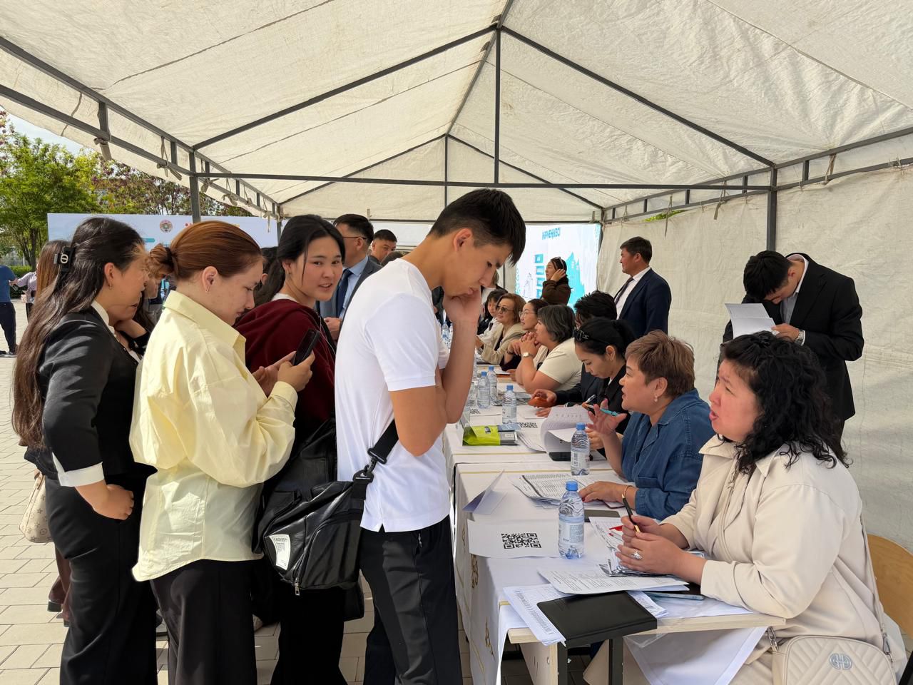 Бос орындар жәрмеңкесі