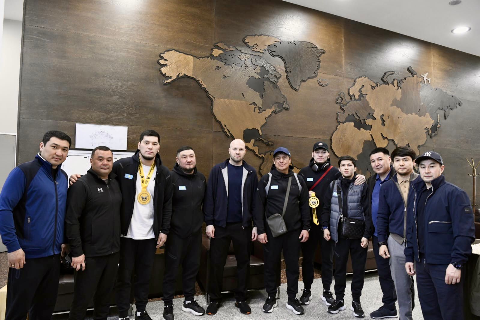 Астаналық боксшылар Азия чемпионатынан жеңіспен оралды