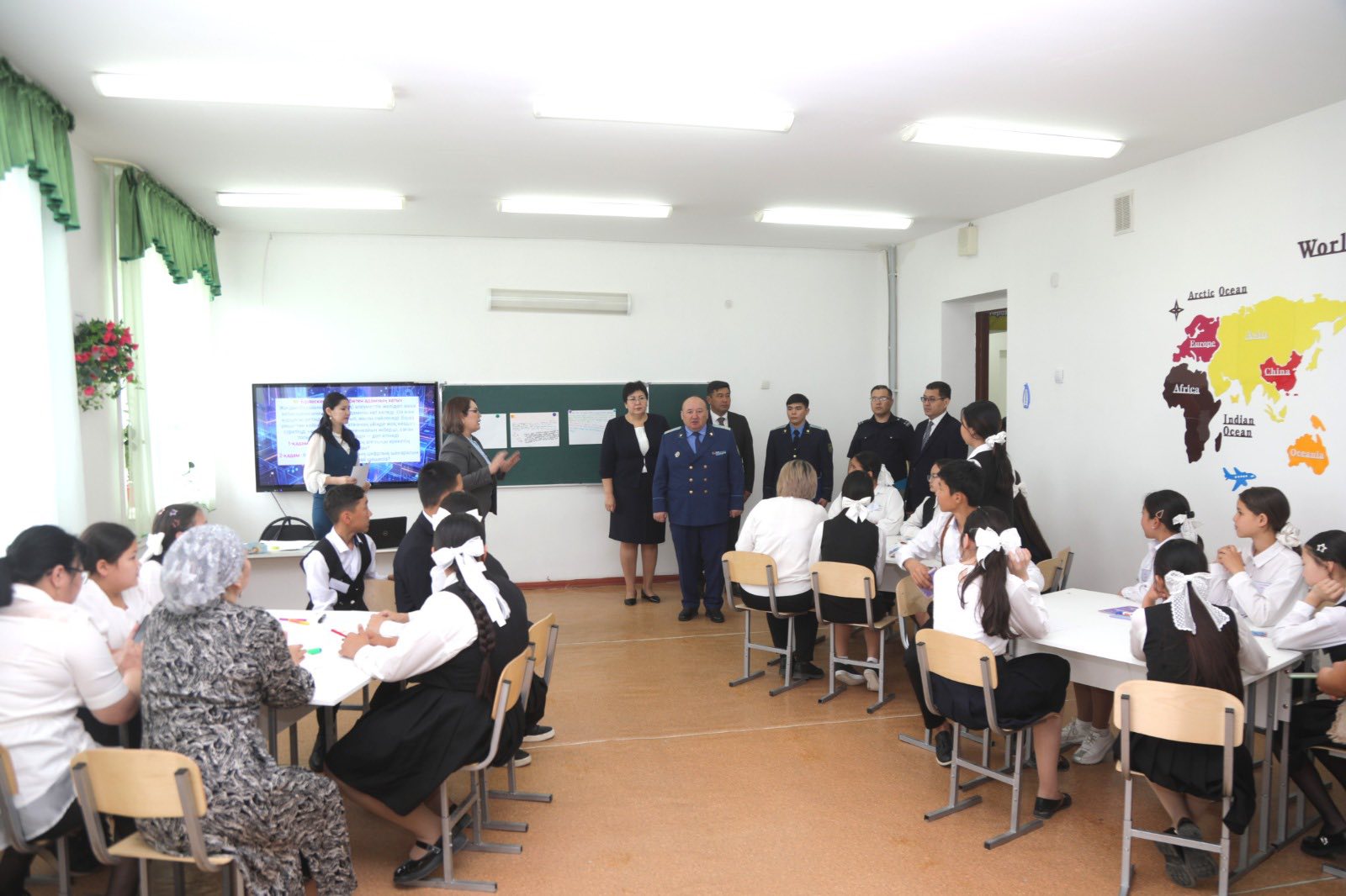 Заң мен Тәртіп : қауіпсіз балалық шақ кепілі  тақырыбында жиын өтті