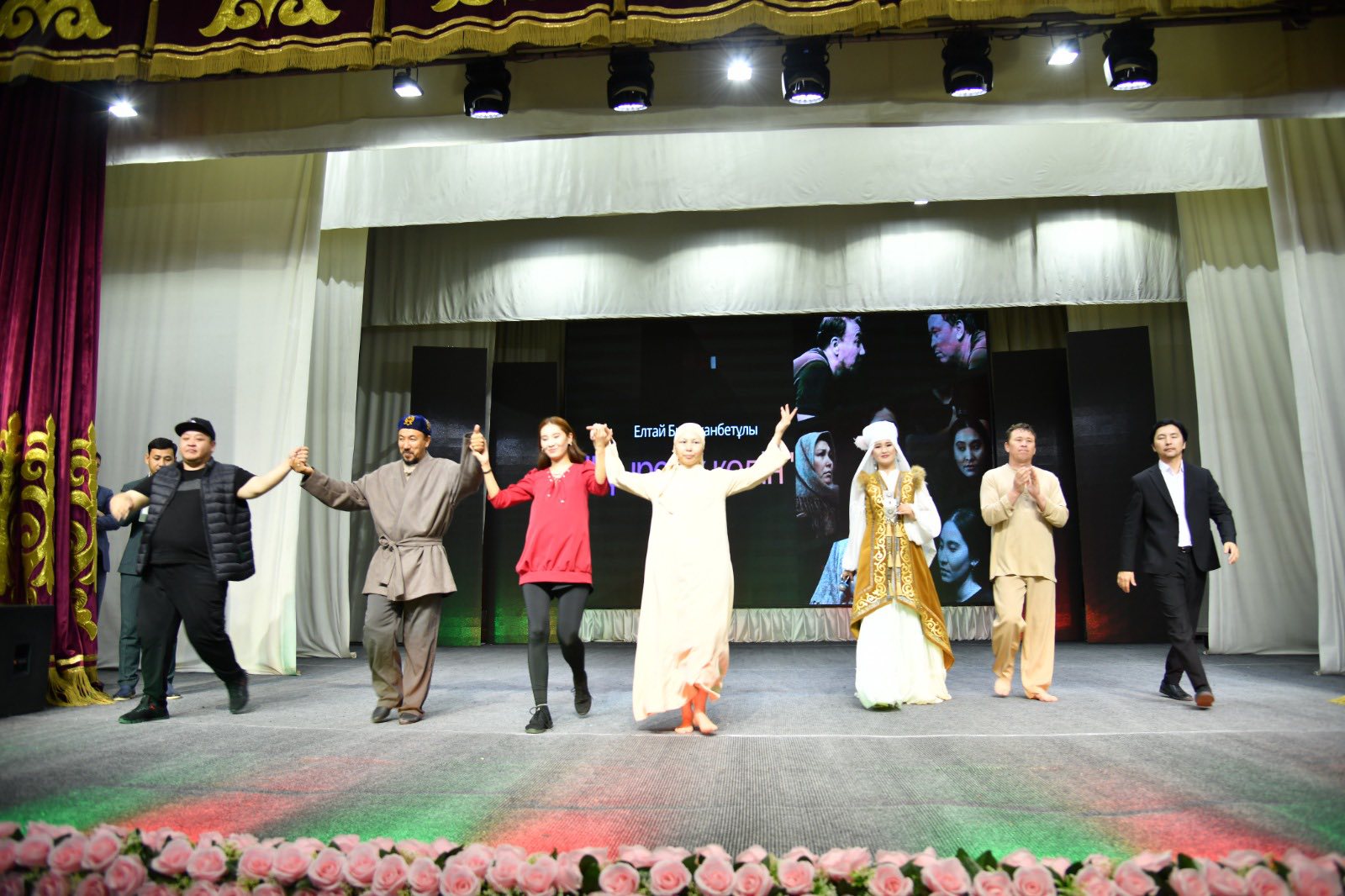 ОТЫРАРДА «ҚЫРСЫҚ КЕЛІН» ҚОЙЫЛЫМЫ САХНАЛАНДЫ