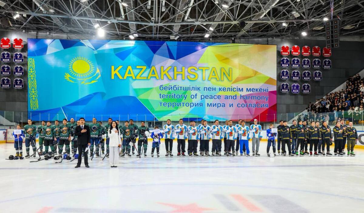 Мұз үстіндегі тартысты бәсеке: Өскеменде ІІМ кубогы басталды