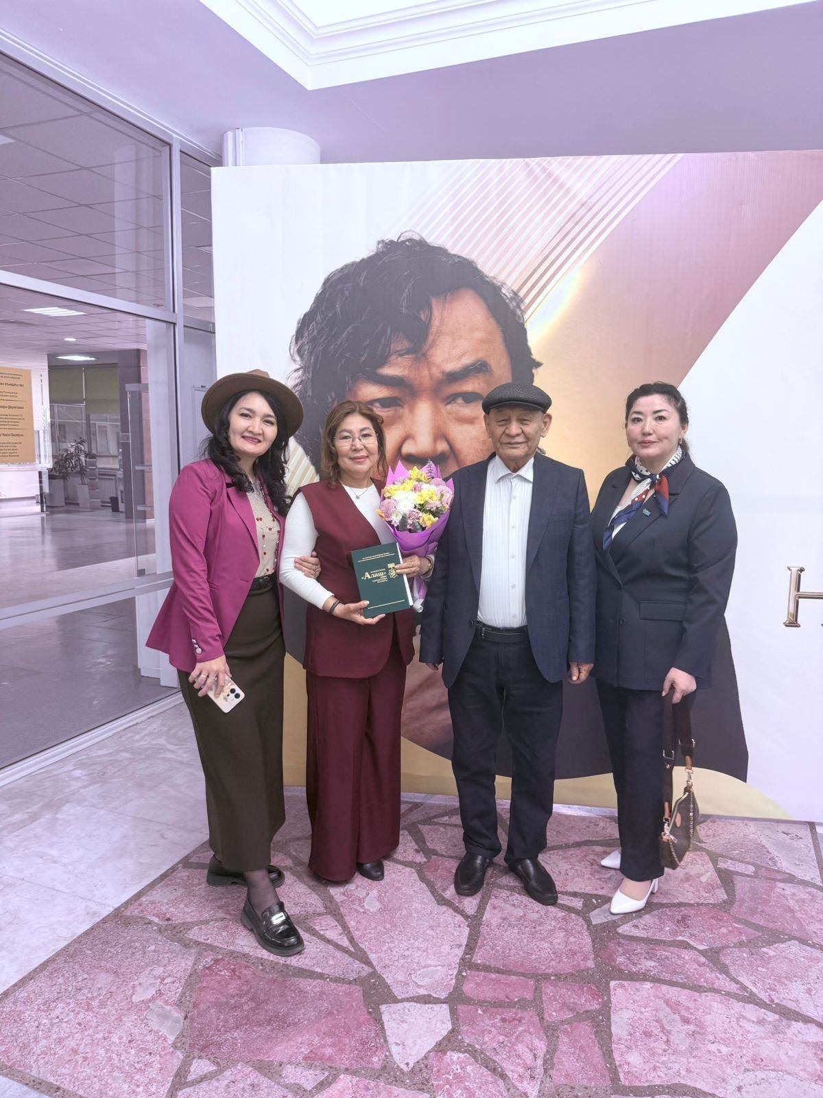 Маңғыстаулық ақын халықаралық «Алаш» әдеби сыйлығының лауреаты атанды