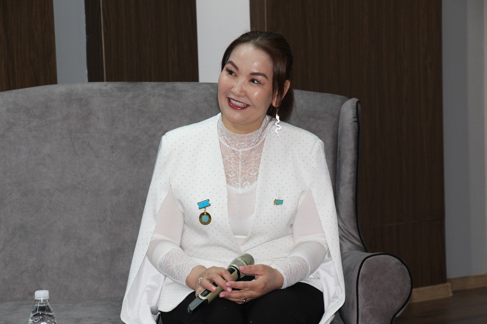 «Күн көзіндегі көлеңке» кітабының тұсаукесері