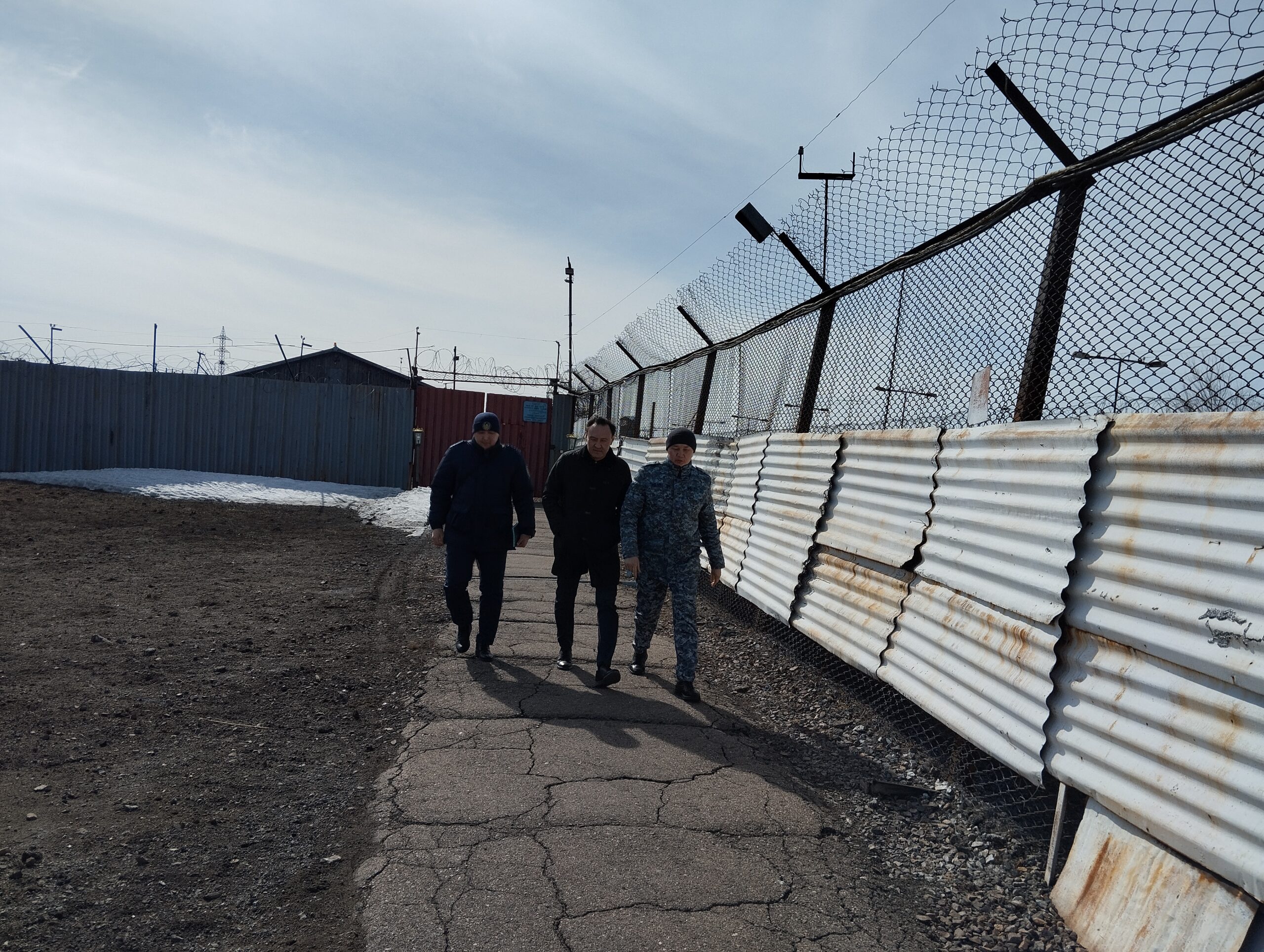 Қарағанды облысы бойынша Адам құқықтары жөніндегі уәкілдің өкілі А.Н. Тлешев сотталғандардың құқықтарының сақталуына және оларды ұстау шарттарына мониторинг жүргізу мақсатында Қарағанды облысының ҚАЖ №29 мекемесіне барды