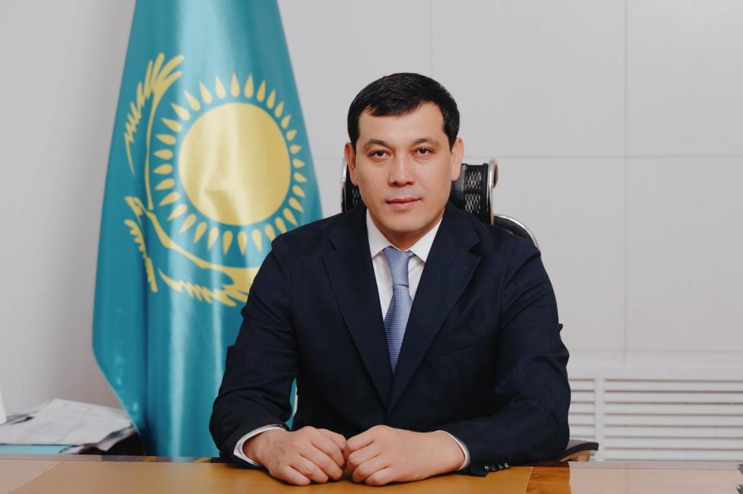 Қарағанды облысының дене шынықтыру және спорт басқармасына жаңа басшы тағайындалды Қарағанды облысының дене шынықтыру және спорт басқармасының басшысы болып Нұркен Қанатұлы Нуратов тағайындалды.