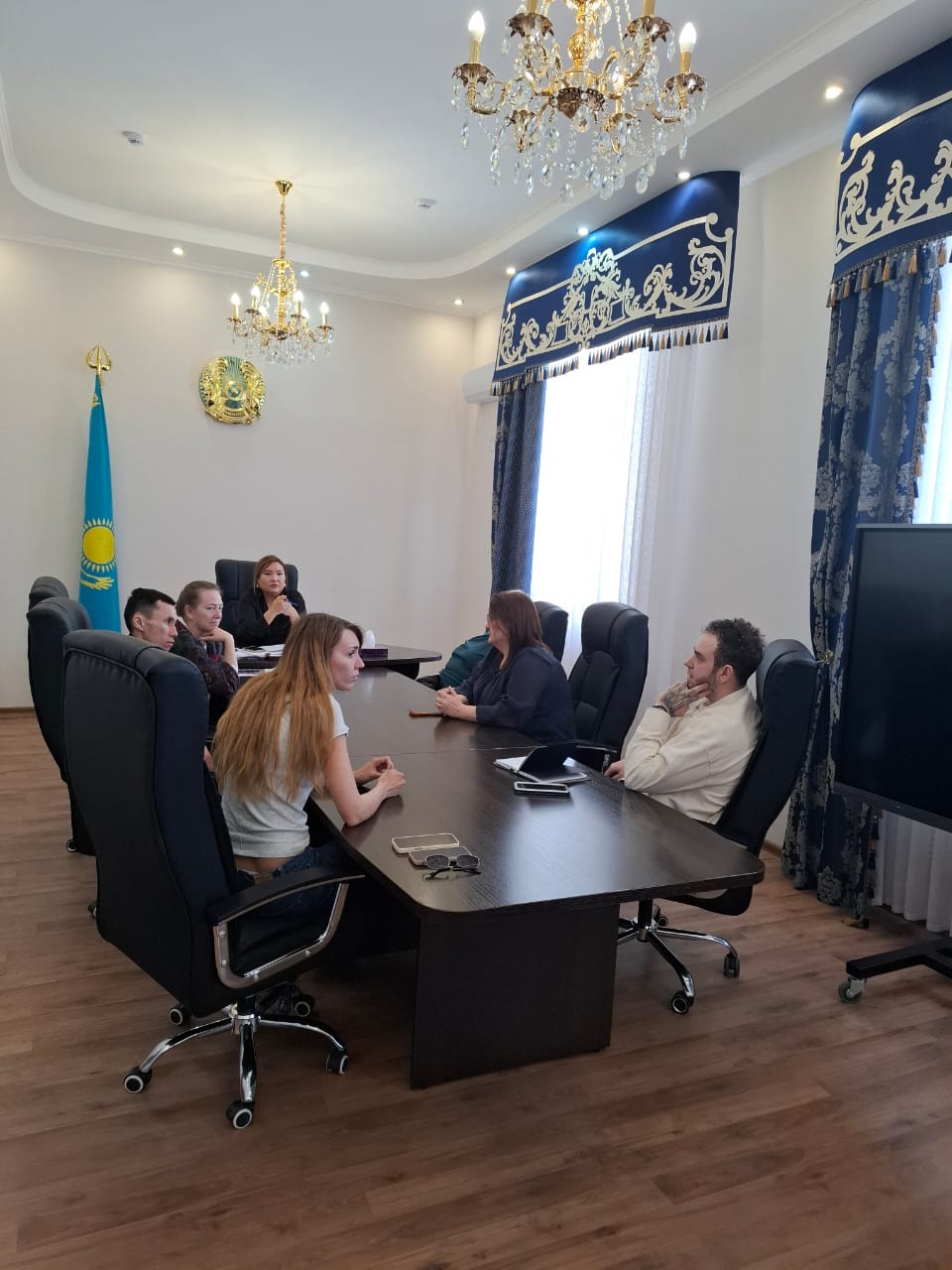 Қаңғыбас жануарлар мәселесін реттеу бойынша дөңгелек үстел және «Жасыл дәліз» бастамасы