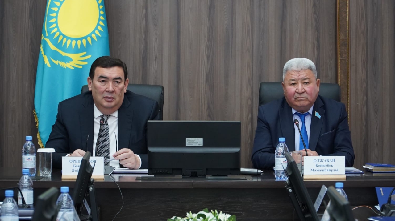 Кезектен тыс сессия өтті