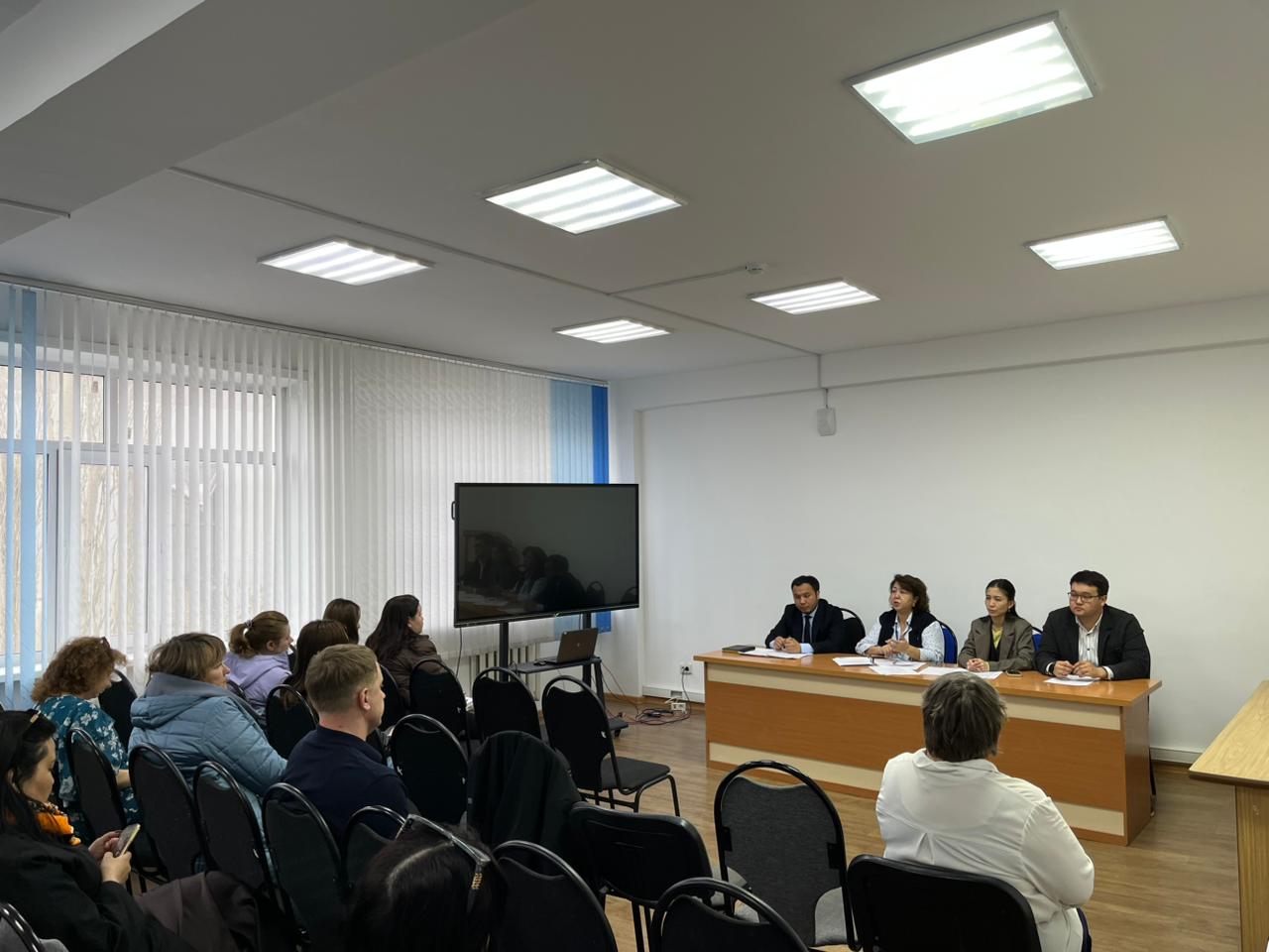 Павлодар қаласында қалалық үшжақты комиссияның отырысы өтті