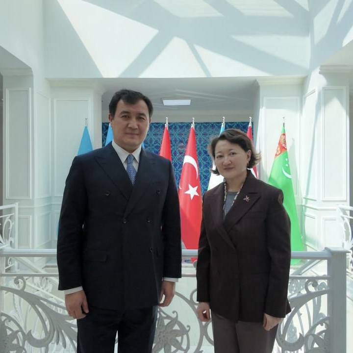 Бакуде түркі мәдениеті мен мұрасын сақтау, зерттеу және ілгерілету мәселелері талқыланды