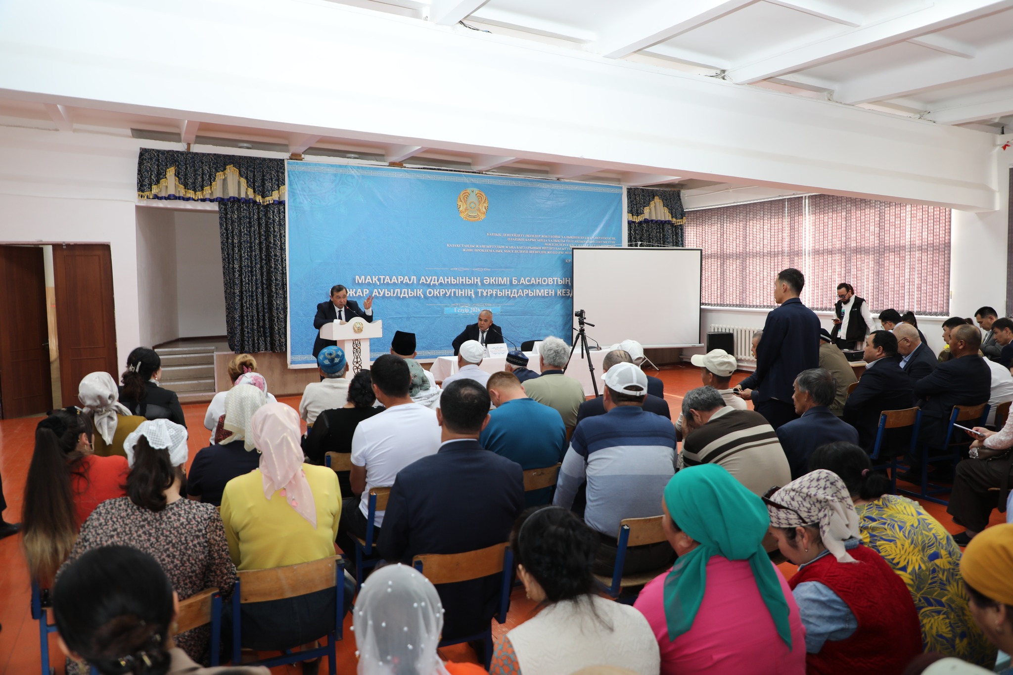 ИІРЖАРЛЫҚТАРДЫҢ МӘСЕЛЕЛЕРІН ТЫҢДАДЫ