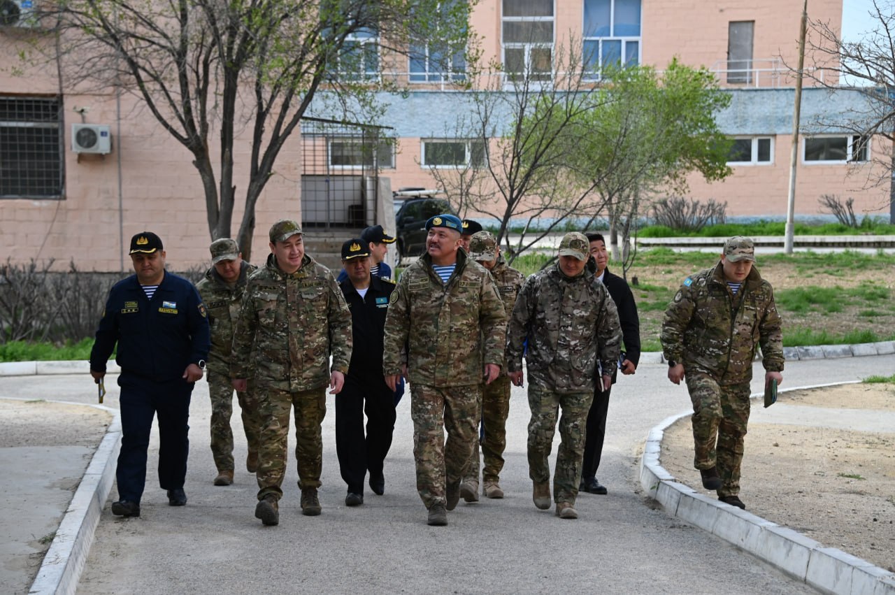 «Швед үстелі» және әскери инфрақұрылымды жаңғырту: батыс өңірдегі әскери нысандарды тексеру қорытындылары
