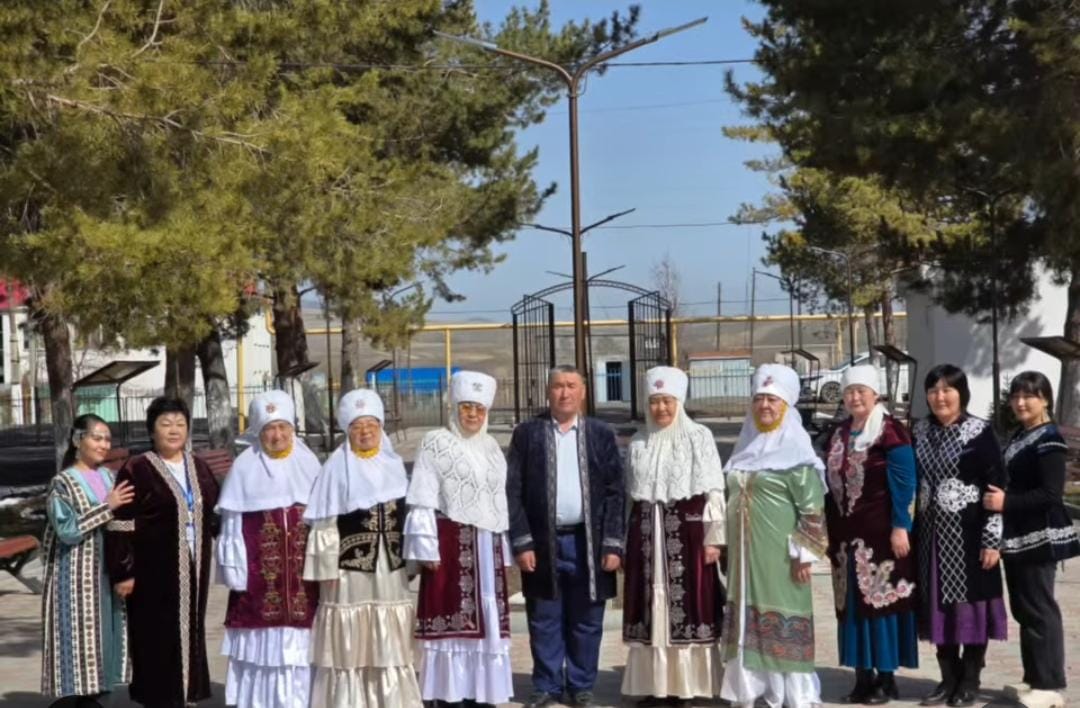 «Наурызнама» онкүндігі аясында Алғабас ауылдық округінде ұлттық құндылықтарымызды дәріптеу мақсатында «Ұлттық киім – ұлт келбеті» атты іс-шара