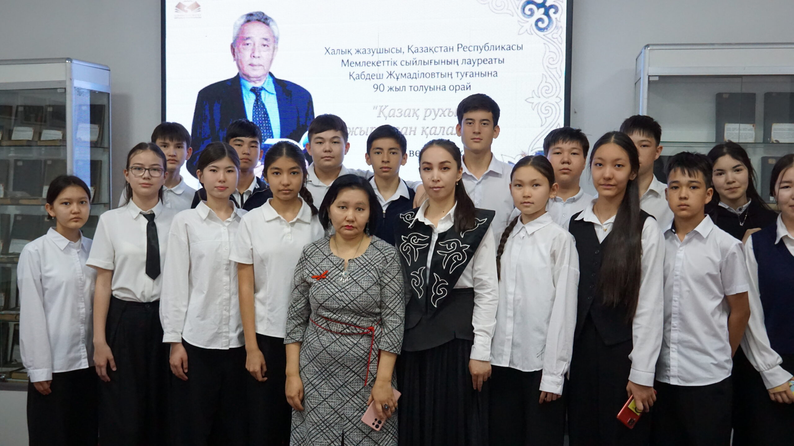 С. Сейфуллин атындағы орталық кітапханада «Қазақ рухын жырлаған қаламгер» атты әдеби вернисаж өтті