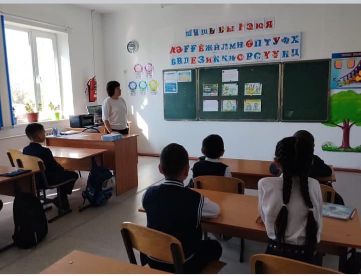 Оян ауылындағы МДШО бар орта мектебінде 20 сәуір күні “Адал азамат” біртұтас бағдарламасы аясында 1-11 сыныптарда  «Табиғатты аяла – жауапты еңбектен басталады» атты сынып сағаты өтті