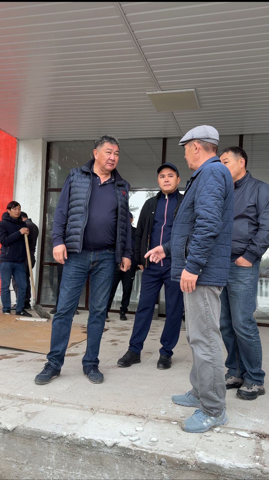   Бақтыбай ауылдық округіне Ескелді ауданының әкімі Елдос Тұрсынбайұлы Ахметов жұмыс сапарымен келіп, мәдениет үйінің жай-күйімен танысты.