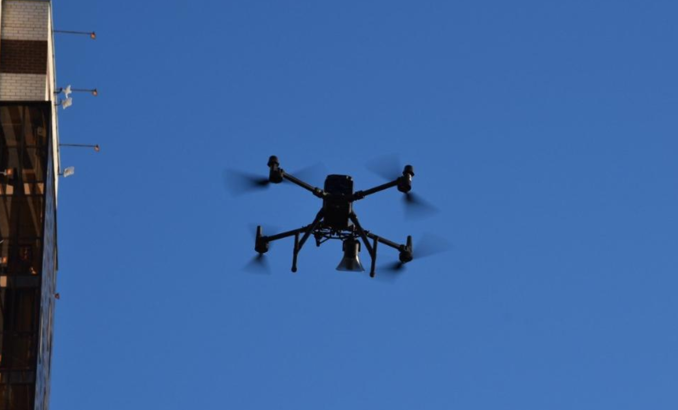 Терезеден балалардың құлауының алдын алуда ҰҰА пайдалану