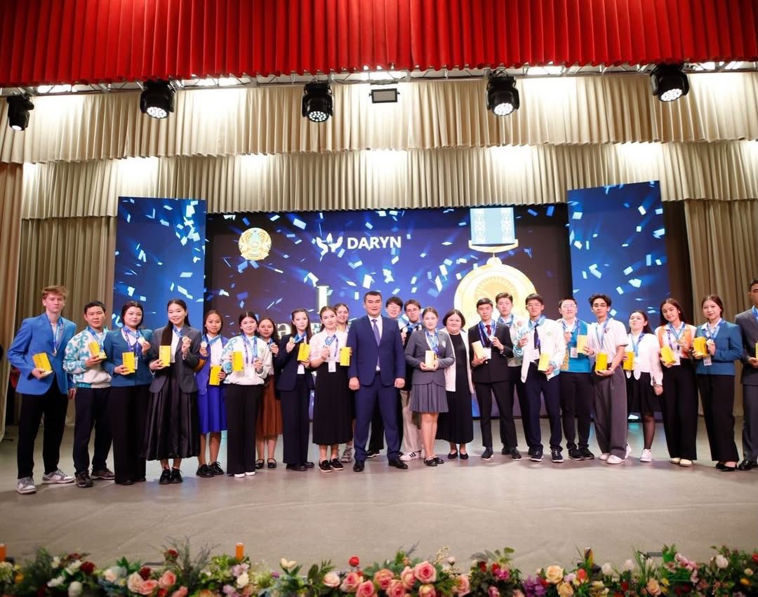 РЕСПУБЛИКАЛЫҚ ОЛИМПИАДАНЫҢ ЖЕҢІМПАЗДАРЫ МАРАПАТТАЛДЫ