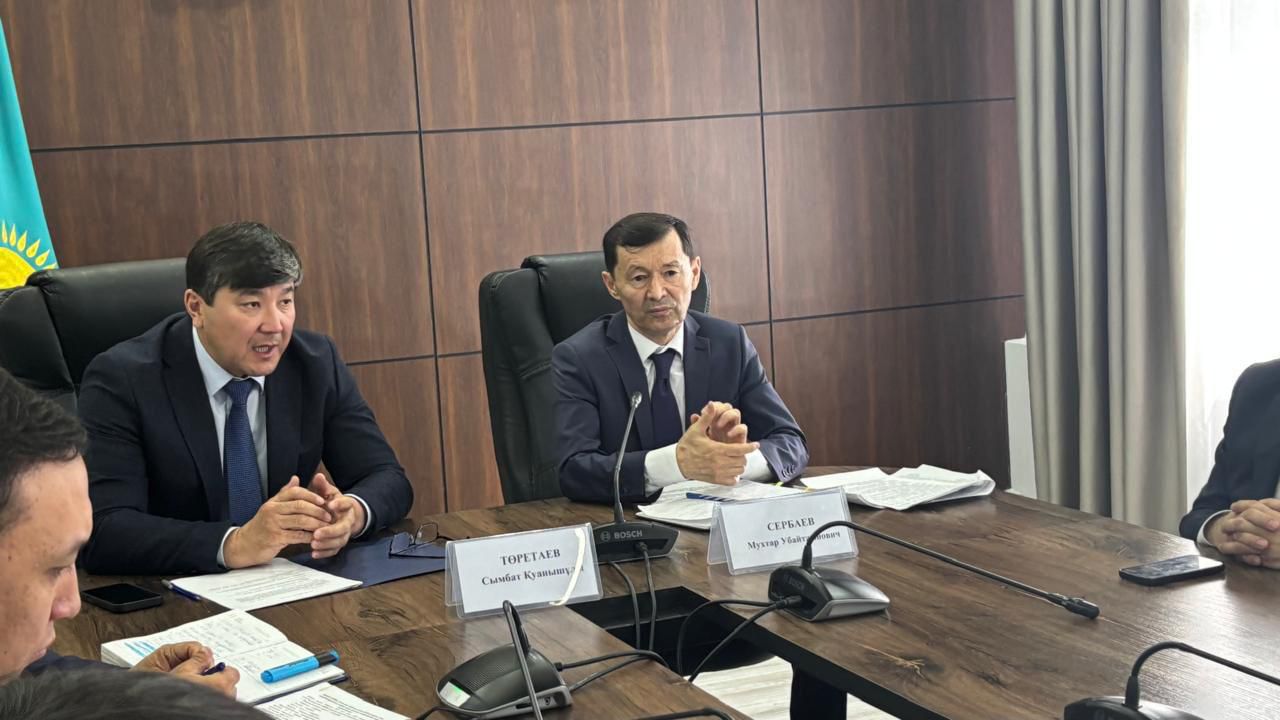 Кеше, 2026 жылдың 7 сәуірінде Маңғыстау облысының санитариялық-эпидемиологиялық бақылау департаментінің басшысы Сербаев Мұхтар Ұбайтжанұлы іссапар аясында Маңғыстау облысының Қарақия ауданында аудан әкімі Сымбат Қуанышұлы Төретаевпен кездесу өткізді.