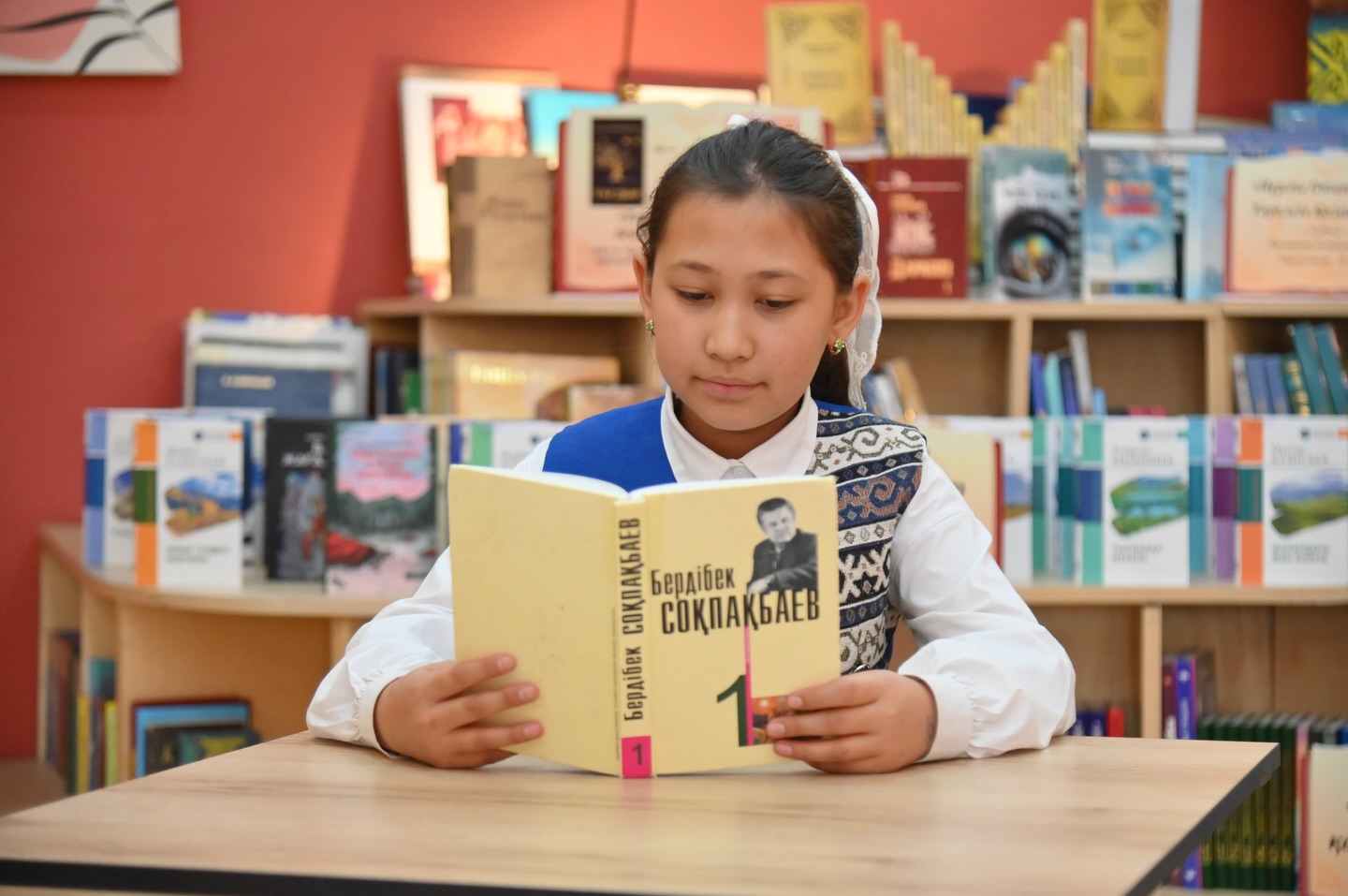 2 СӘУІР – ХАЛЫҚАРАЛЫҚ БАЛАЛАР КІТАБЫ КҮНІ