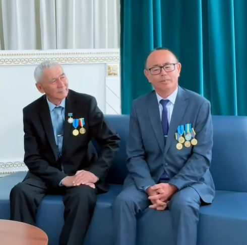 ҮЗДІК МЕМЛЕКЕТТІК ҚЫЗМЕТШІЛЕР МЕКТЕП ОҚУШЫЛАРЫМЕН КЕЗДЕСТІ