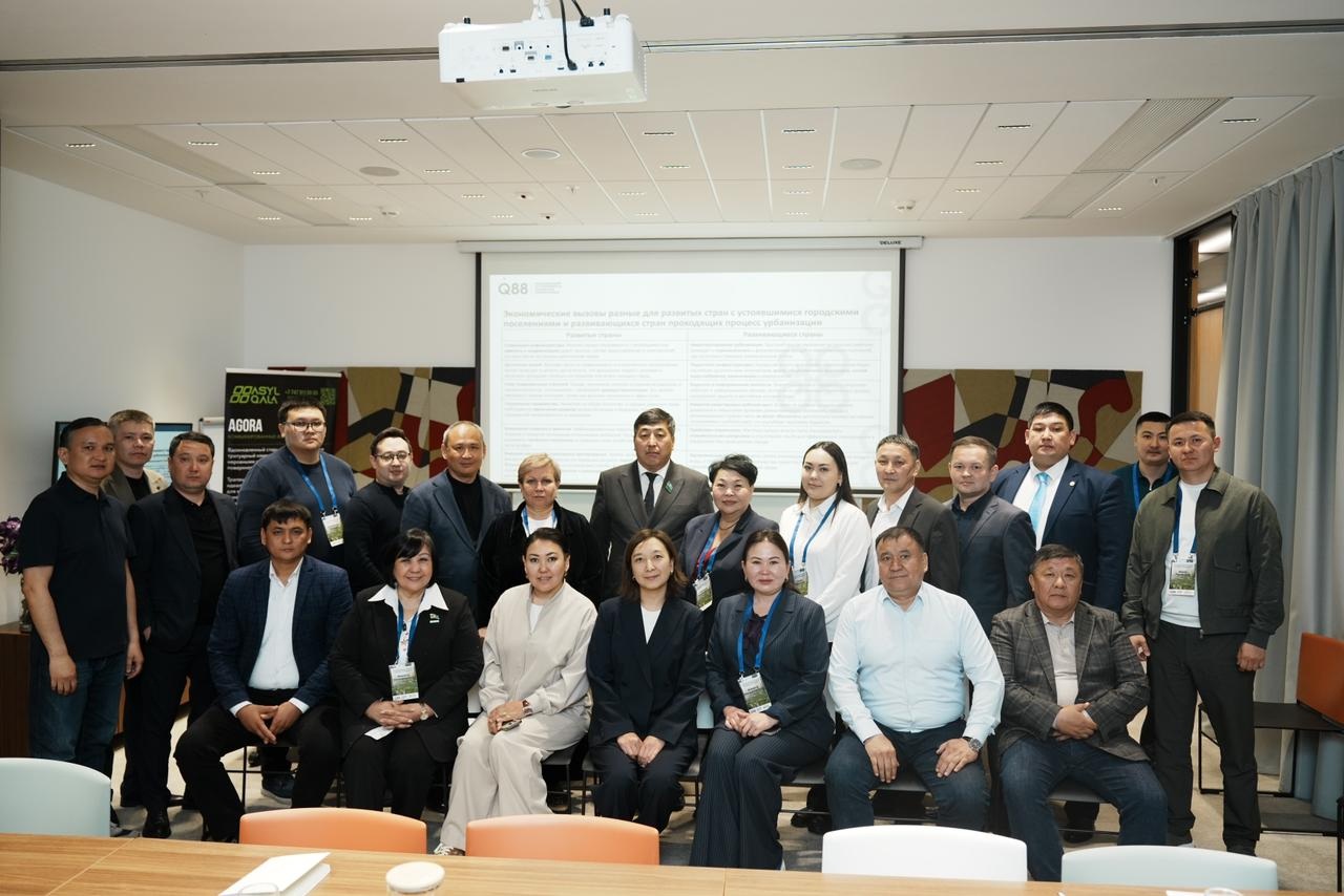 Ағымдағы жылдың 24–26 сәуірі аралығында қалалық мәслихат төрағасы Ж.С.Мамерханова, әріптес депутаттар Ш.Б.Бейсембаева және М.Р.Қадыровамен бірлесіп, Астана қаласында Q88 аумақтарды тұрақты дамыту қауымдастығы ұйымдастырған «Қалаларды трансформациялау және аумақтарды кешенді дамыту негіздері» тақырыбындағы оқыту бағдарламасына қатысты.