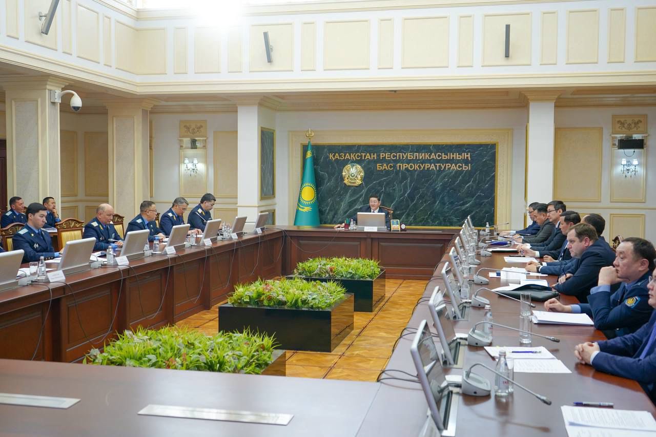 Ағымдағы жылдың 2 сәуірінде Қазақстан Республикасының Бас Прокуроры Б. Асыловтың төрағалығымен қылмыстық-атқару жүйесінде (ҚАЖ) заңдылықты қамтамасыз ету мәселелері бойынша алқа отырысы өткізілді