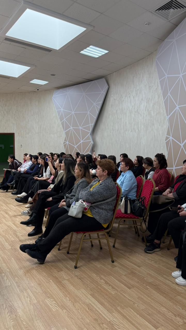 Астанада прокуратура қызметкерлері балалар арасындағы қылмыстың алдын алу үшін психологтармен кездесті