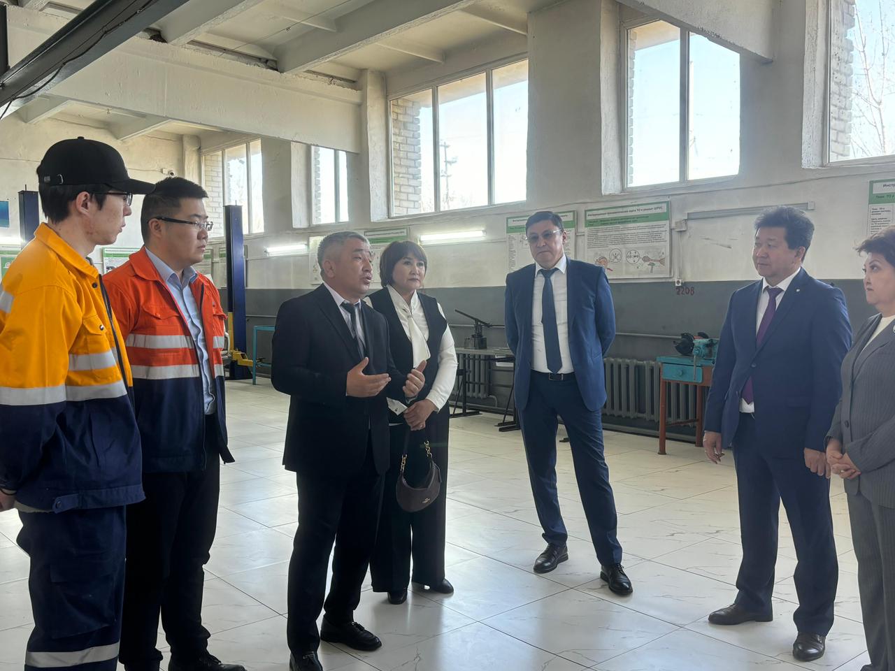 Абай облысы ауылдағы техникалық білімді күшейтуде: өңірде жаңа тәсілдер талқыланды