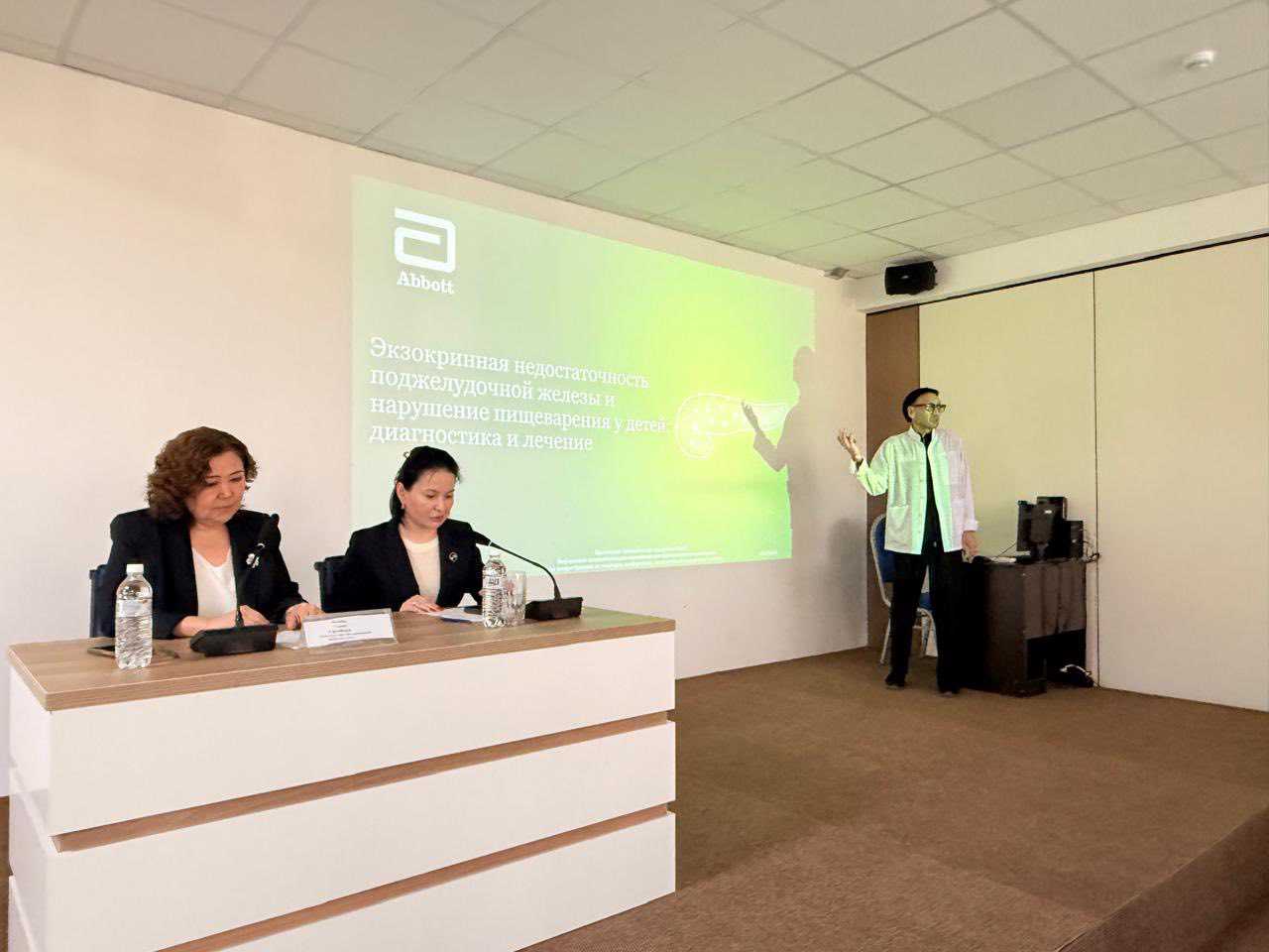 Таразда Еуропалық иммундау апталығы аясында қалалық педиатриялық сағат өтті