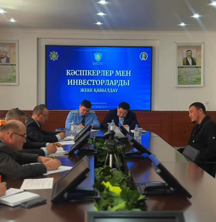 Аудан әкімі А. Шуиншалиев аудан прокуроры Н. Тұрышовпен бірлесіп кәсіпкерлер мен инвесторларды кезекті жеке қабылдауын өткізді.