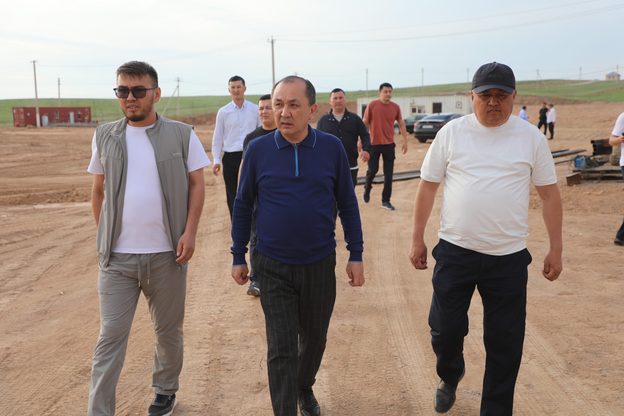 САРЫАҒАШ: «ӨНДІРІСТІК  АУМАҚТАҒЫ» НЫСАНДАРДЫҢ ҚҰРЫЛЫС ҚАРҚЫНЫН АРТТЫРУ ТАПСЫРЫЛДЫ