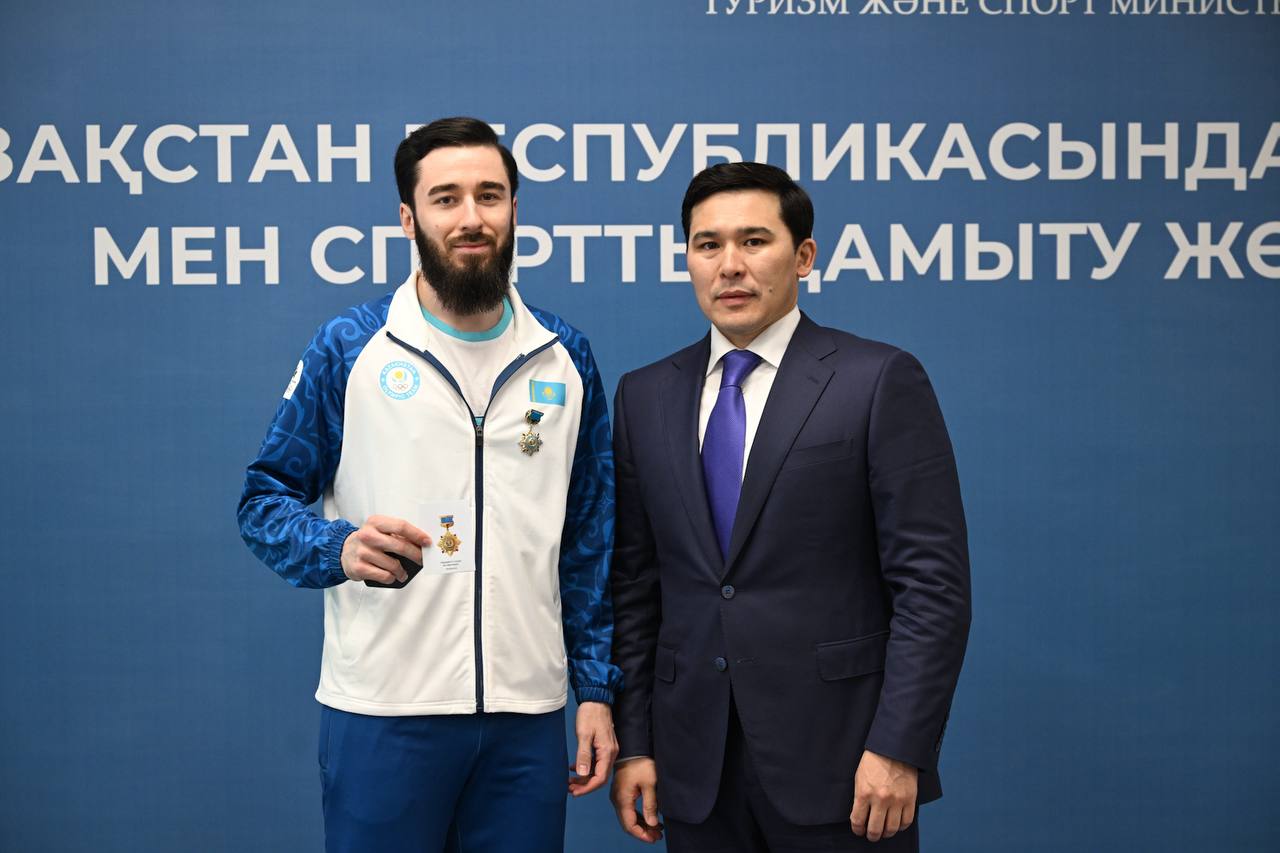 Қысқы Олимпиада және Паралимпиадада үздік ондыққа енген спортшылар марапатталды