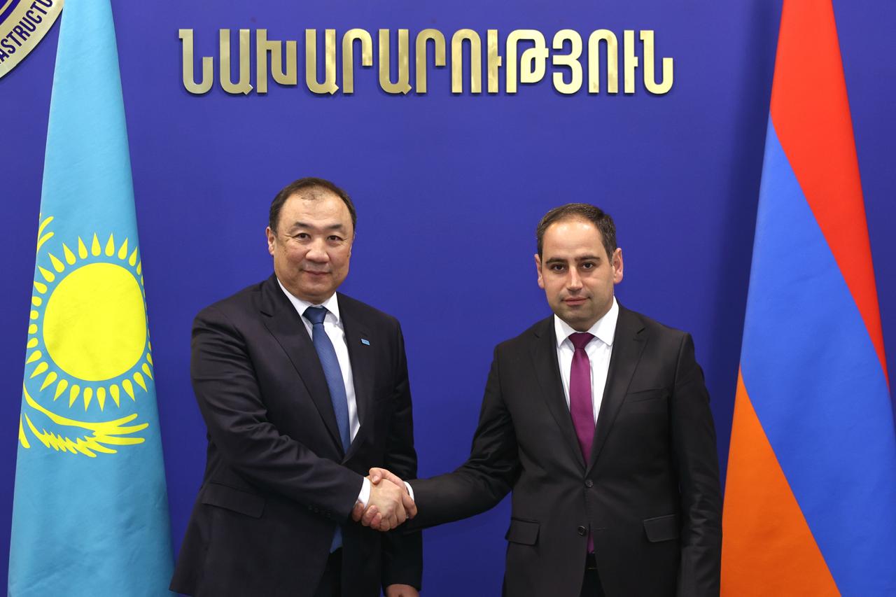 Қазақстан мен Армения арасындағы көлік байланысын дамыту мәселелері талқыланды