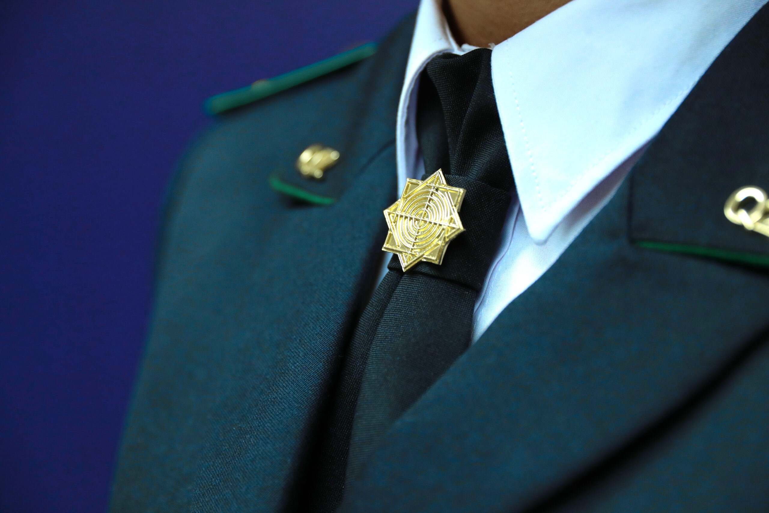 Ақтауда жәрдемақыларға қатысты алаяқтық жасағаны үшін сотталған әйелдің пәтері тәркіленді