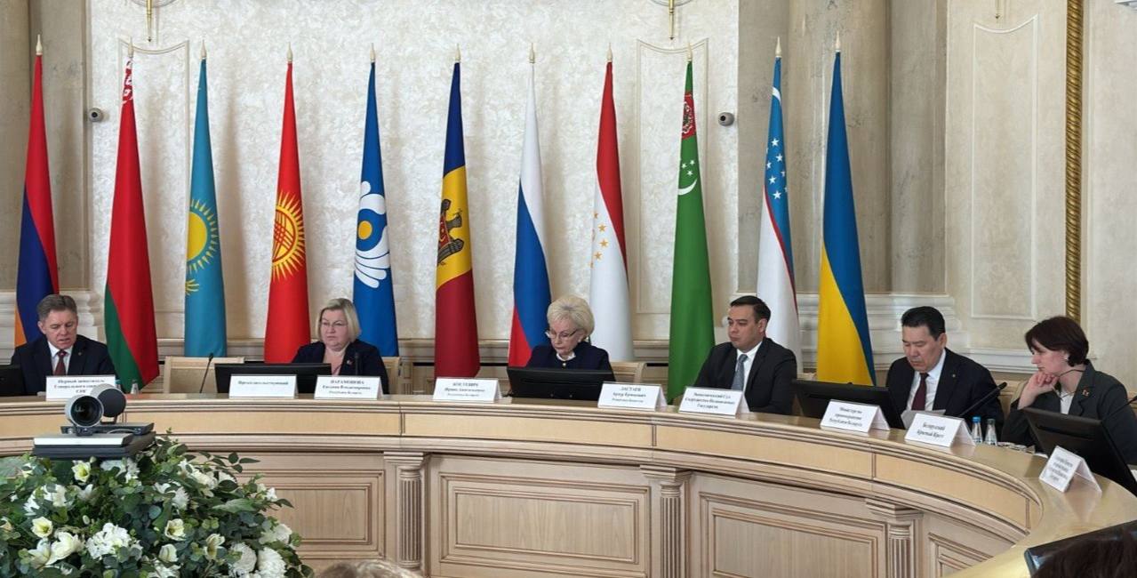 Артур Ластаев ТМД-ның Адам құқықтары жөніндегі комиссиясының отырысына қатысты