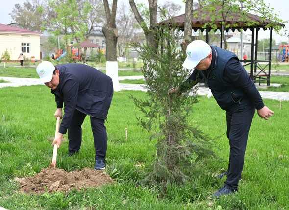 ТҮРКІСТАН: ЖЕТІСАЙДА ӨТКЕН «ТАЛМЕН ТҮЛЕГЕН ТУҒАН ЖЕР» АТТЫ АУҚЫМДЫ СЕНБІЛІККЕ 2 МЫҢҒА ЖУЫҚ ТҰРҒЫН ҚАТЫСТЫ