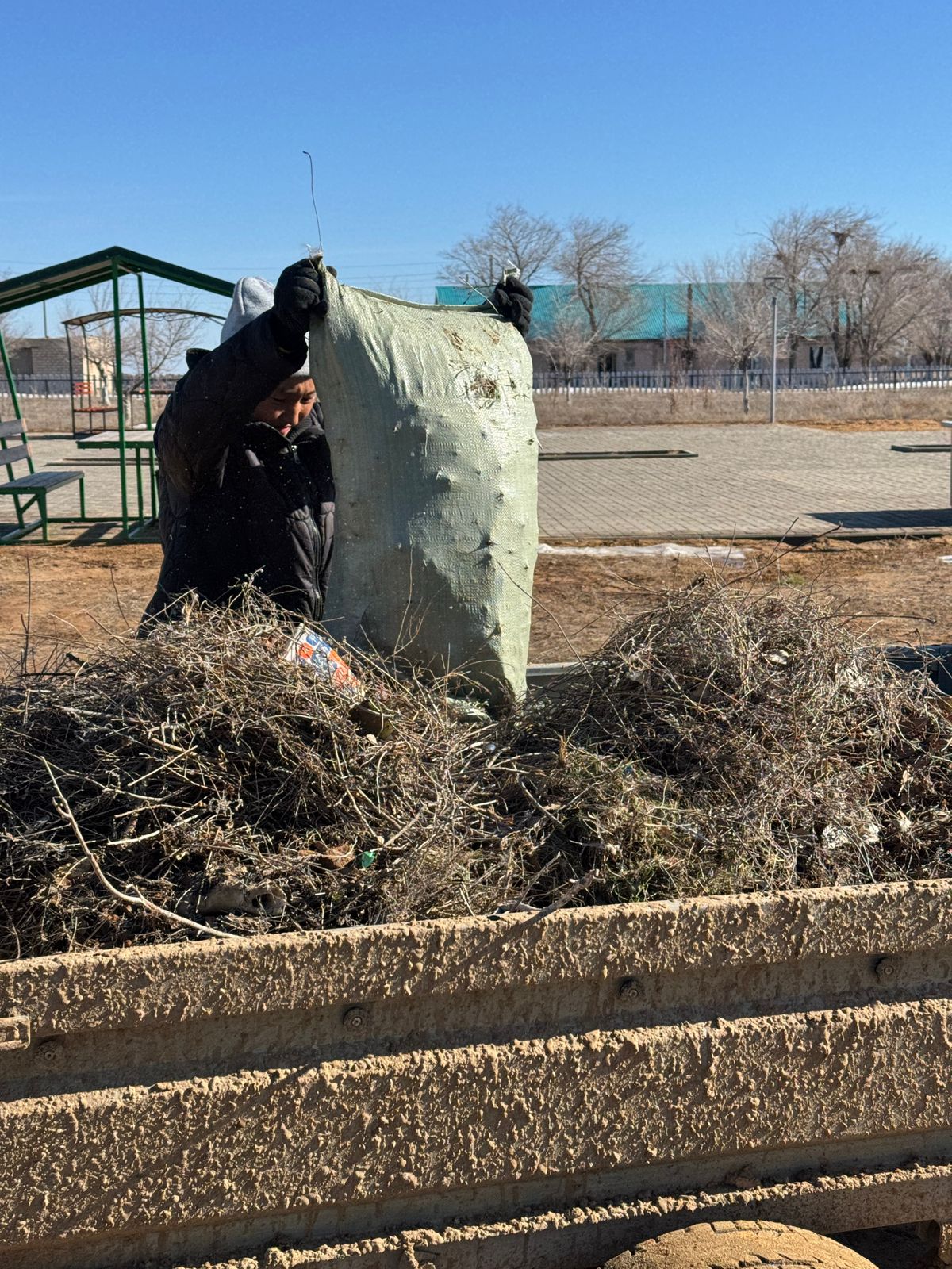 Таза Қазақстан» акциясы аясындағы сенбілік жұмыстары жалғасуда