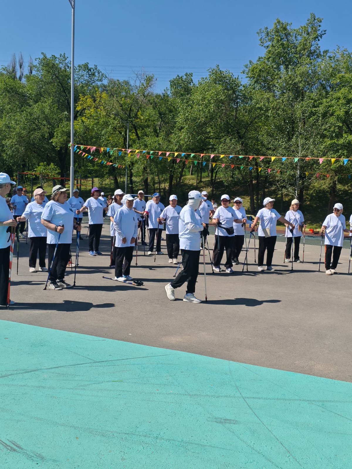 Скандинавиялық жүрістен марафон ұйымдастырылды