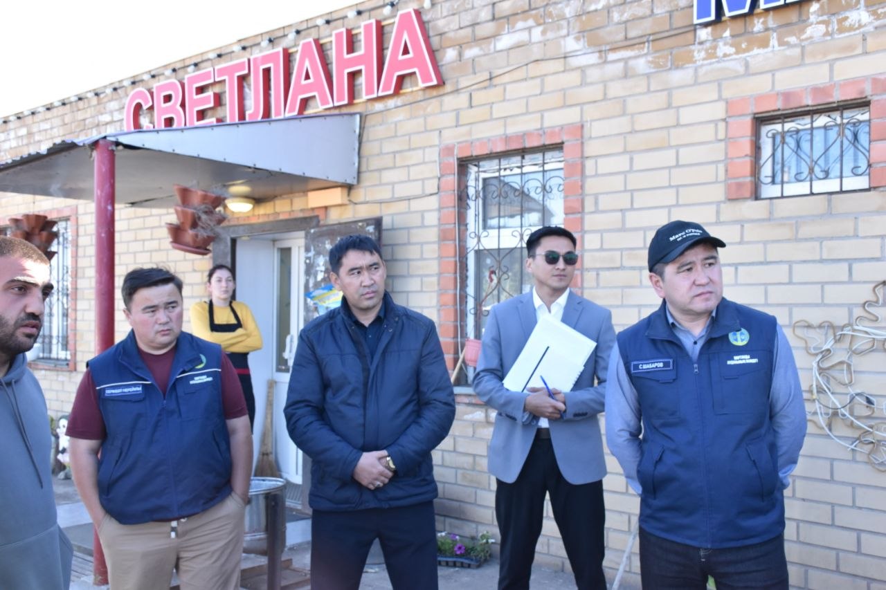 Төңкеріс бекеті тұрғындарының өтініштері мен алғашқы кездесуде көтерілген мәселелердің нәтижесі бойынша тұрғындармен қайта кездесу өткізілді.