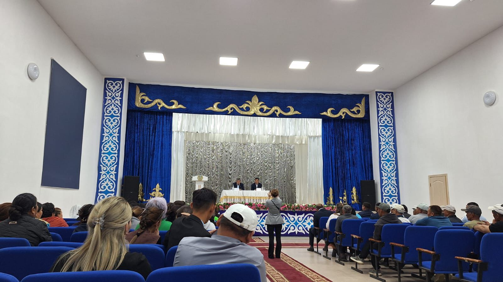 Алакөл ауданының әкімі Алмас Сапарғалиұлы Абдиновтың Жыланды ауылдық округінің тұрғындарымен кездесуі