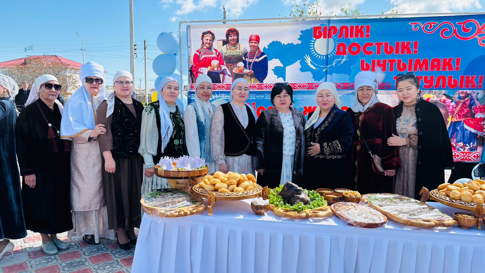 Қарақия ауданында 1 мамыр-Қазақстан халқының бірлігі күні кең көлемде аталып өтілді