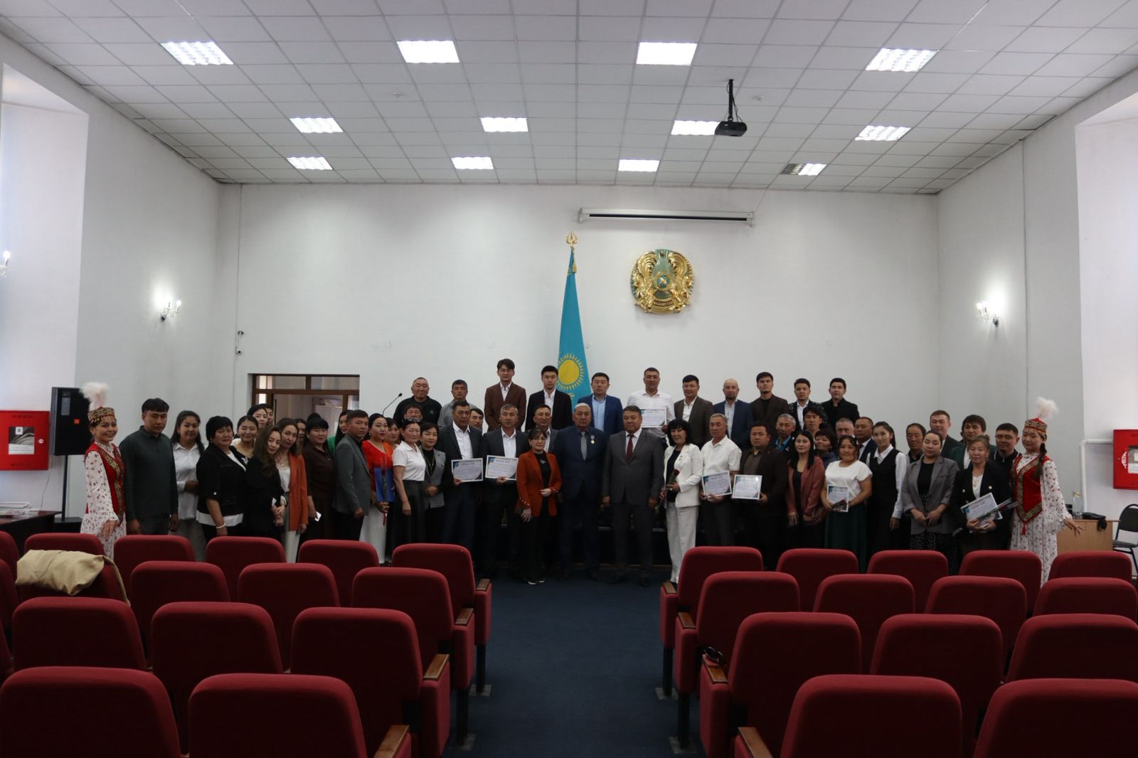 Сарқан ауданында мәдениет және өнер қызметкерлері құрмет төрінен көрінді