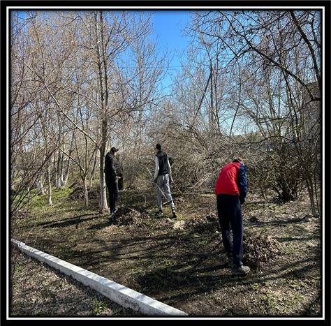 15-16 сәуір ж күні “Таза Қазақстан🌱” акциясы аясында ұйымдастырылған “Тимур” операциясы өз жалғасын табуда. Осы игі бастама шеңберінде 7-10 сынып оқушылары ауылдың қарт тұрғындарына көмек етті.