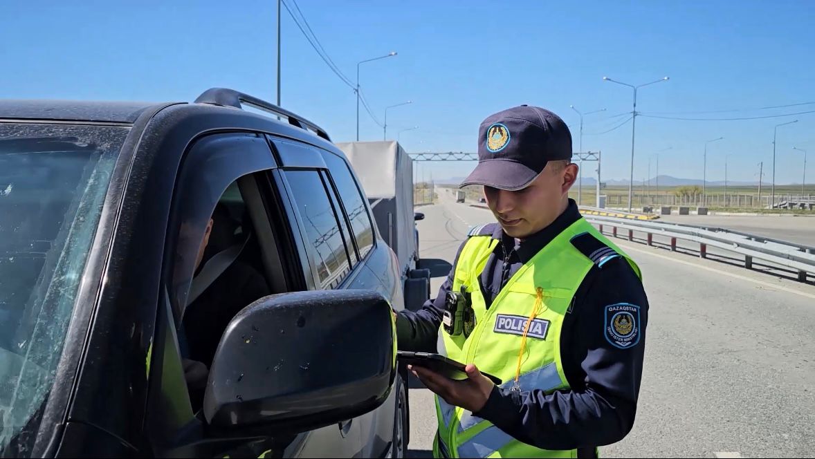 Қауіпсіздік пен профилактика: Шығыс Қазақстанда «Жолда қабылдау» ауқымды акциясы өтті