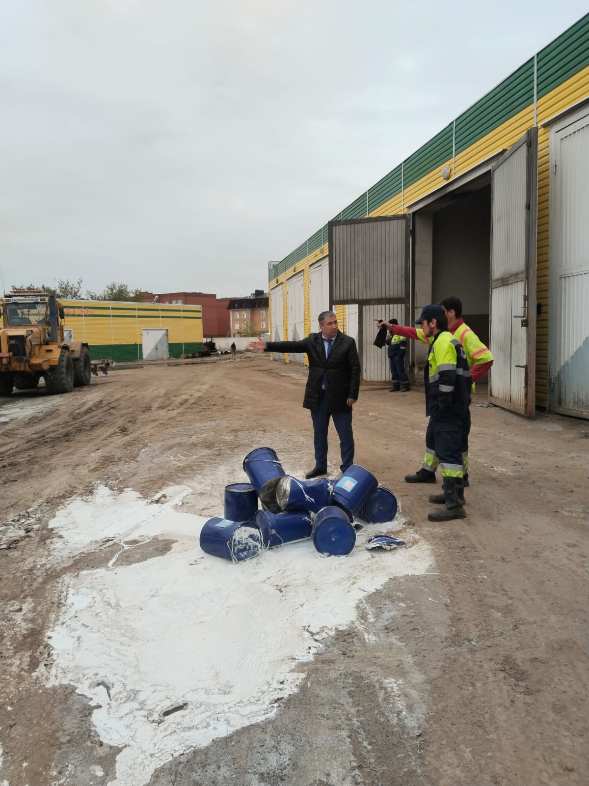 Департаменттің мемлекеттік еңбек инспекторы А.Боранкуловпен жол саласында қызмет еткен жұмысшымен орын алған жазатайым оқиға бойынша арнайы тергеп-тексеру жұмыстары жүргізілуде.