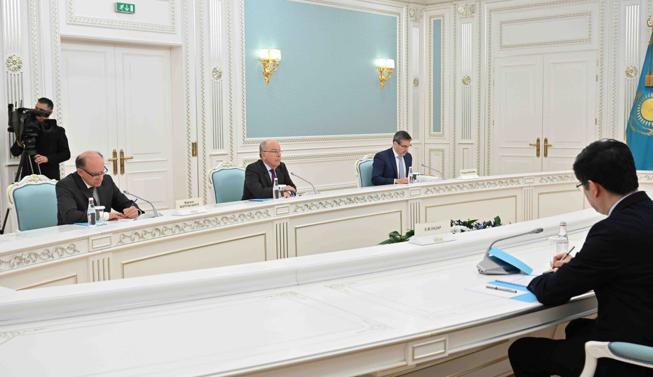 Мемлекет басшысы халықаралық қауіпсіздік, ядролық қарусыздану және жаппай қырып-жоятын қаруды таратпау мәселелерінде өзара күш біріктірудің маңызына тоқталды.