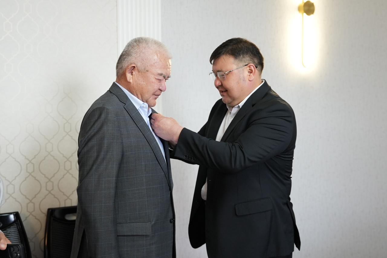 Қарсыбаев Арман Романұлы – ардагерлерге құрмет көрсетті!!!